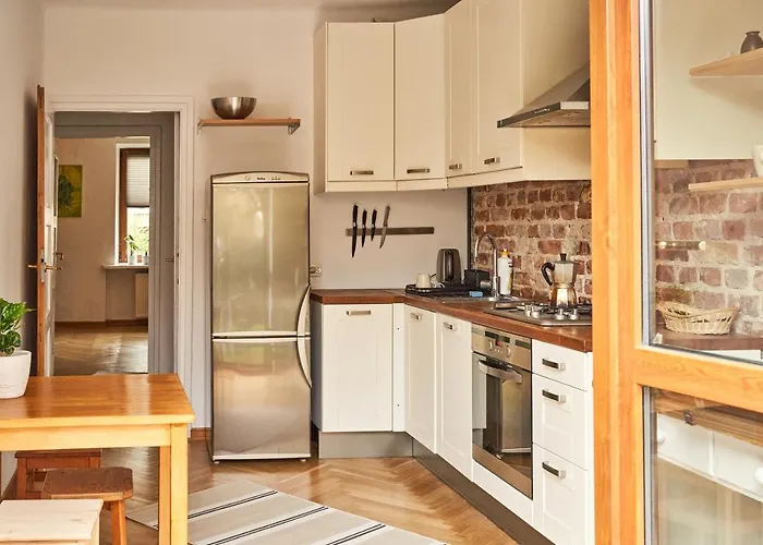 Apartament Stary Mokotów, Z Ogródkiem Warszawa