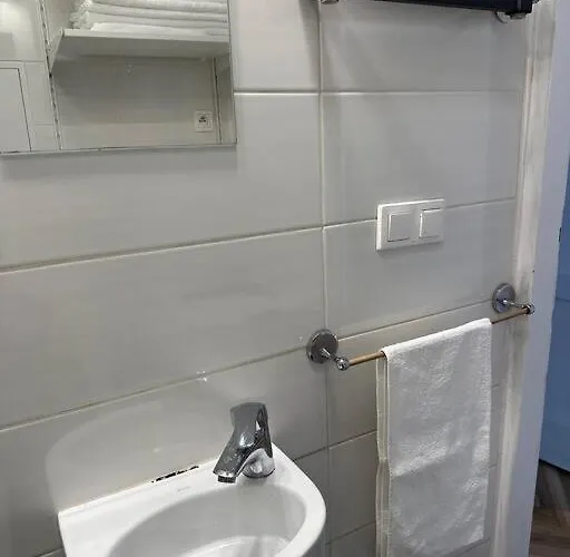Apartament Stary Mokotów, Z Ogródkiem *