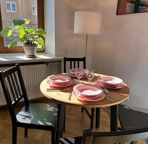 Stary Mokotów, Z Ogródkiem Apartament *